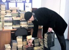 В рамках проекта «Единой России» в Глазове собрали 2 тысячи книг