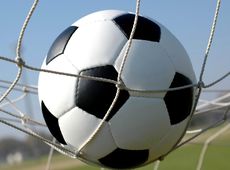 1 июня команда муниципалитета сыграет с глазовчанами в футбол