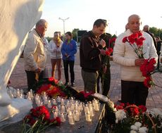 Глазовчане почтили память погибших в Великой Отечественной войне