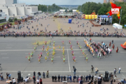 Тысячи жителей Ижевска приняли участие в театрализованном шествии на День города