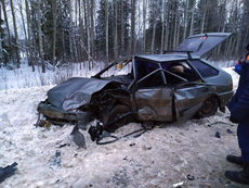 В ДТП под Глазовом погиб человек, еще двое пострадали