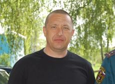 Сотрудник МЧС спас трех утопающих на Ижевском пруду