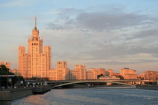 Стоимость жилья на вторичном рынке Москвы снижается