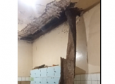 В Глазовском общежитии частично обрушился потолок