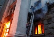 Пожар в доме профсоюзов в Одессе унес жизни 42 человек