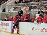 Хоккеисты «Прогресса» обыгрывают МХК «Металлург»