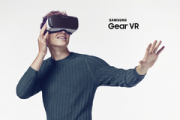 Жители России получат очки виртуальной реальности Gear VR при покупке смартфонов Samsung Galaxy S7