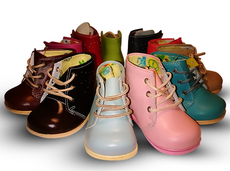 Производитель детской обуви «Скороход» получит господдержку
