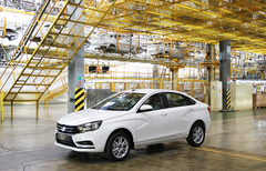 «ИжАвто» до конца года успел выпустить более 5 тысяч автомобилей LADA Vesta