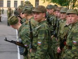 В рамках осеннего призыва 104 глазовчанина надели военную форму