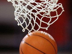 В Глазове подвели итоги турнира по уличному баскетболу «Оранжевый мяч»