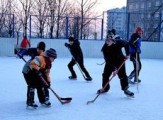 53 подростка будут работать на хоккейных коробках Глазова