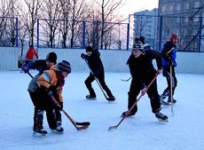 В Ижевске подготовили примерно 30 хоккейных коробок