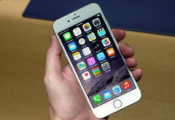 Муниципальный депутат предложил запретить продажу смартфона iPhone 6 