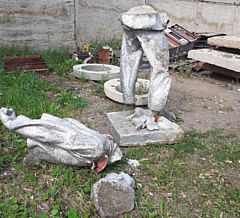 Памятник Павлику Морозову в Глазове оказался разрушен 