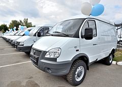 Глазовская межрайонная больница получит 11 новых автомобилей «Соболь»