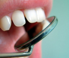 В Глазове из-за нестерильных инструментов приостановили деятельность стоматологического кабинета