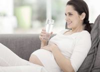 Роль воды во время беременности
